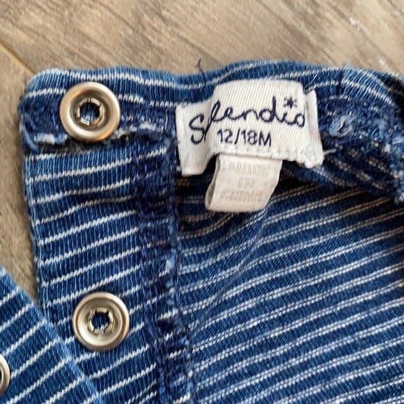 Splendid dress - Picture 2 of 2